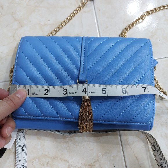 OLIVIA MILLER Easy On Slip On Messenger Style Handbag Beautiful Blue Gold Tassel - Picture 3 of 10